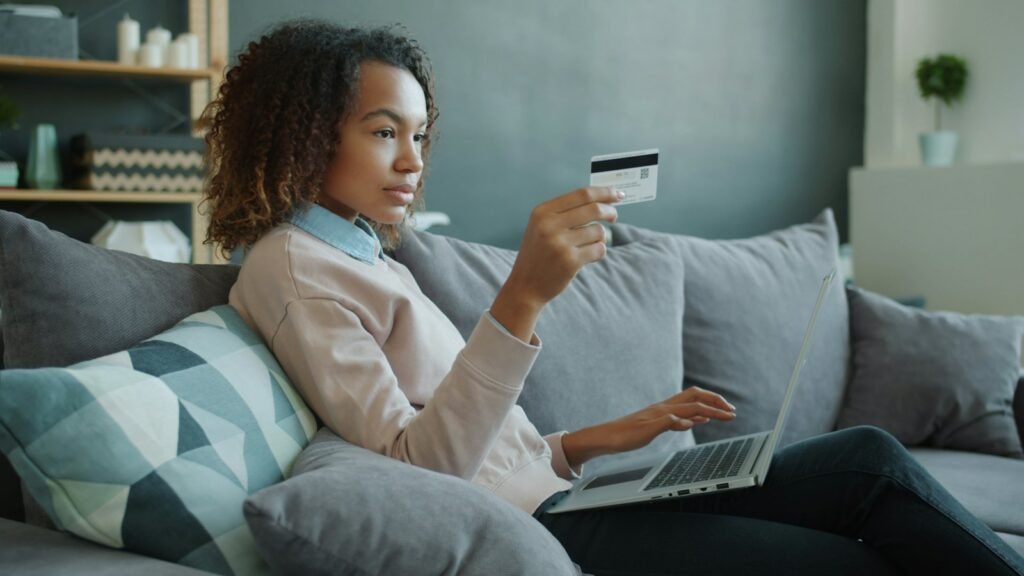 Customer buying software online at home